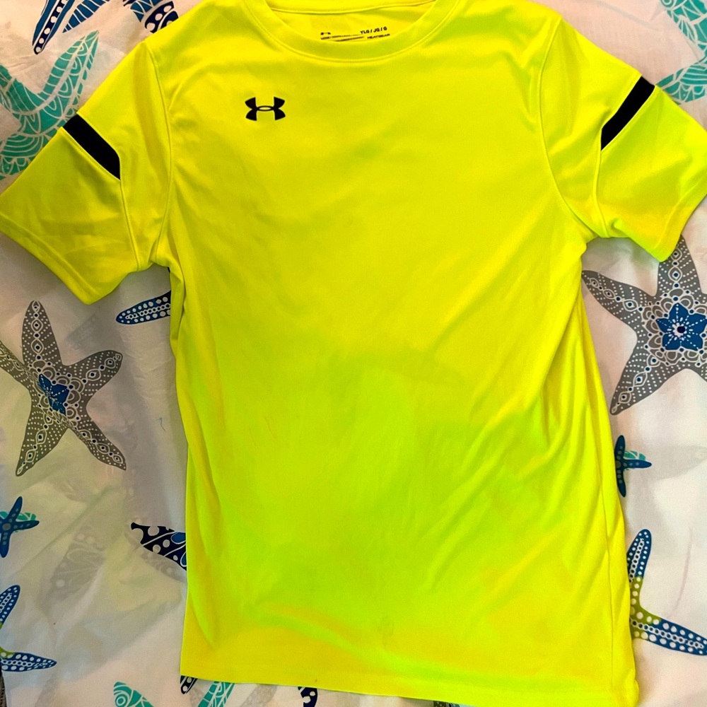 Under Armour Bright Yellow Boys L heatgear short-sleeved shirt